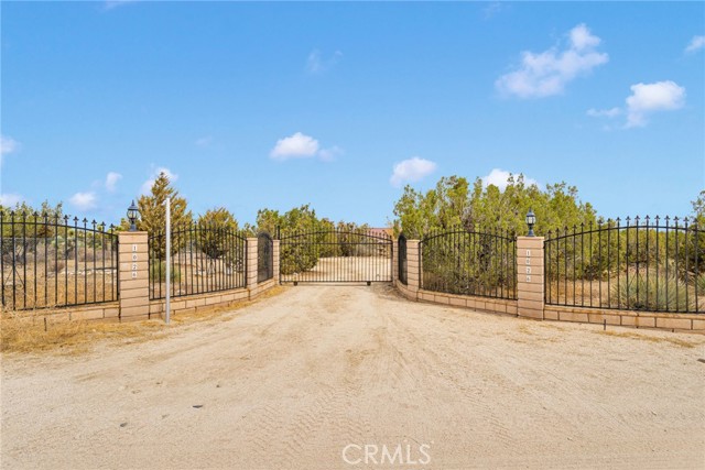 MLS #CV25206740 image #0