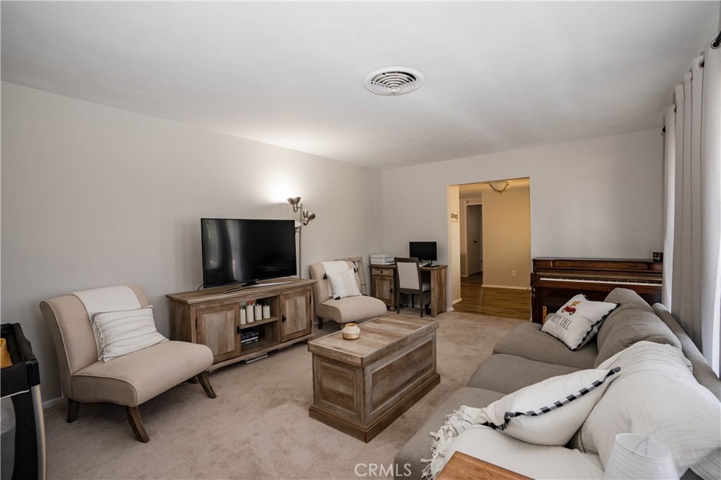 MLS #CV25214224 image #8