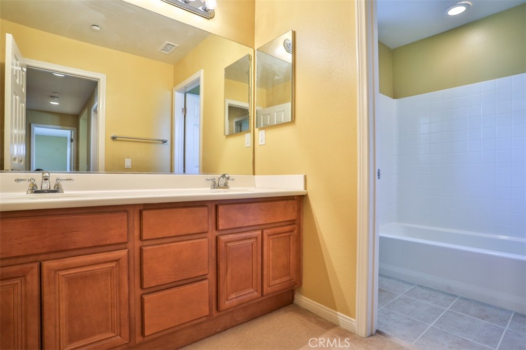 MLS #CV25214611 image #21