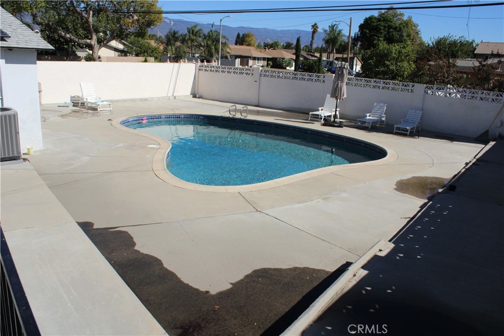 MLS #CV25214892 image #14