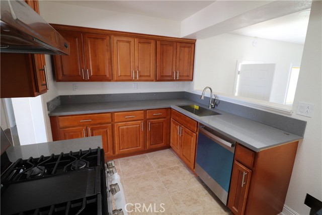 MLS #CV25215199 image #2