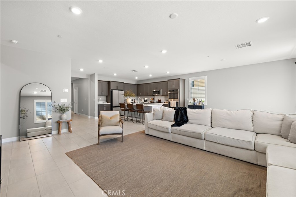 MLS #CV25215312 image #10