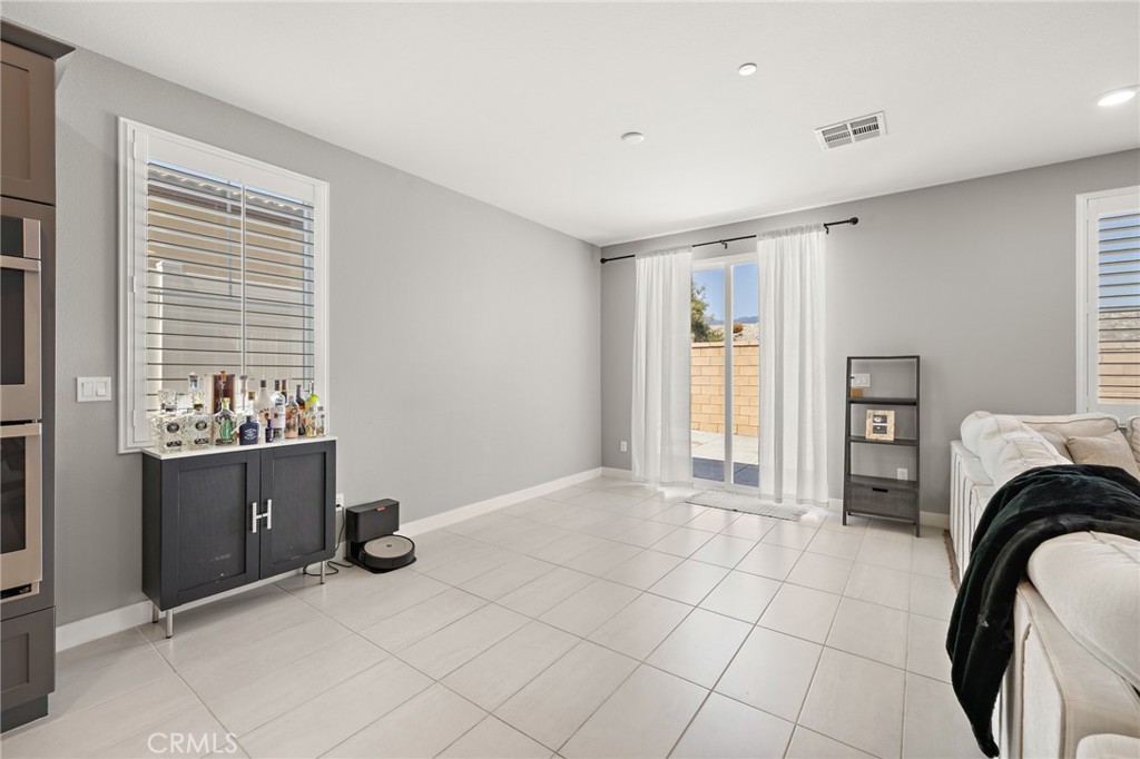 MLS #CV25215312 image #11