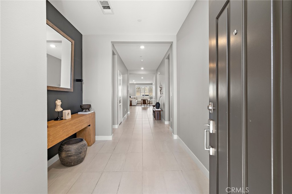 MLS #CV25215312 image #2