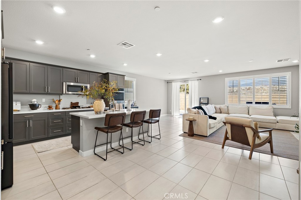 MLS #CV25215312 image #3