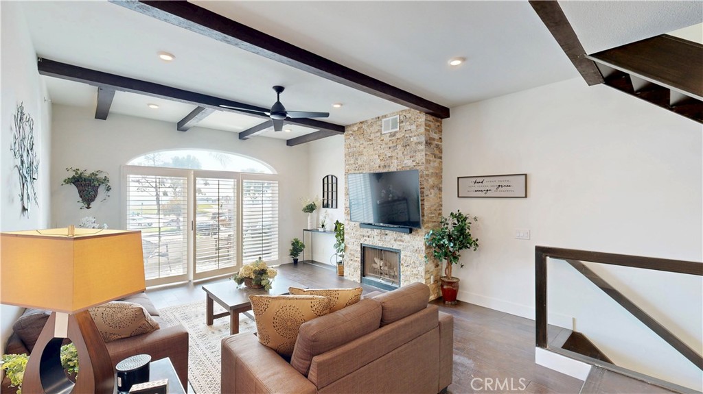 MLS #CV25215587 image #15