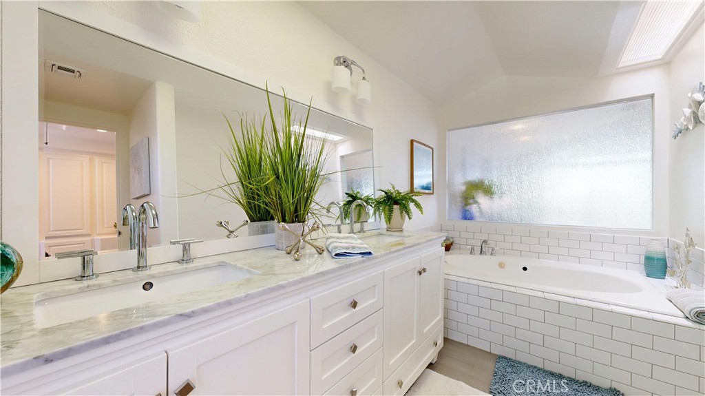 MLS #CV25215587 image #35