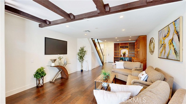 MLS #CV25215587 image #6