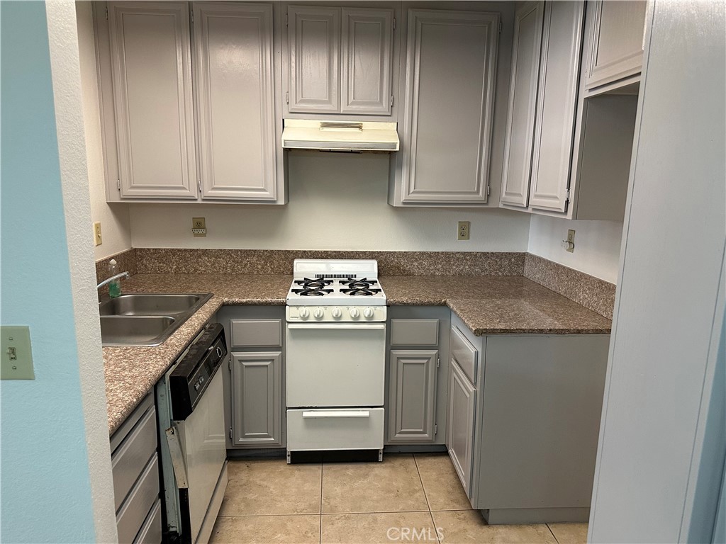 MLS #CV25216085 image #3