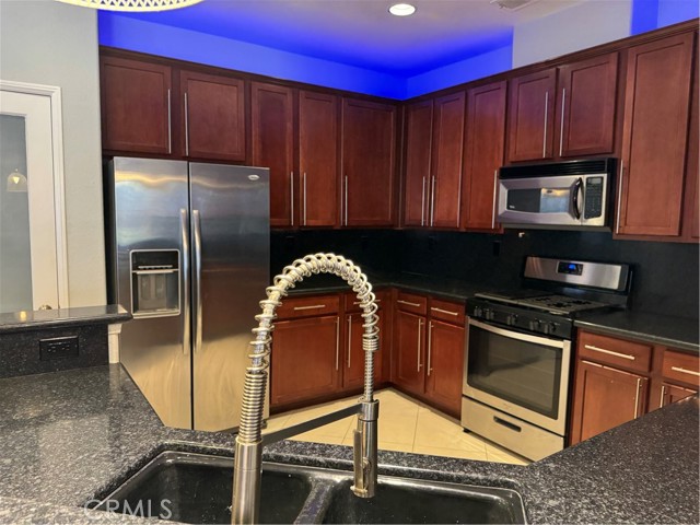 MLS #CV25217013 image #9