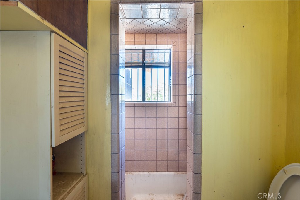 MLS #CV25219605 image #12