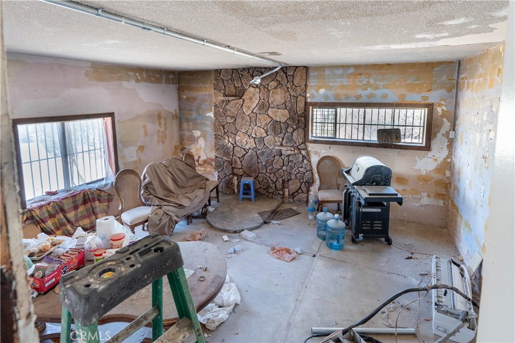 MLS #CV25219605 image #13