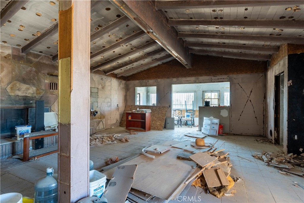 MLS #CV25219605 image #3