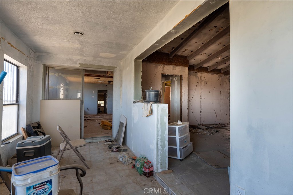 MLS #CV25219605 image #8