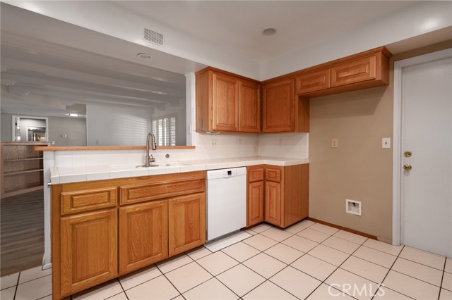 MLS #CV25220399 image #20