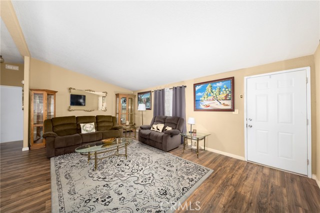 MLS #CV25220436 image #7