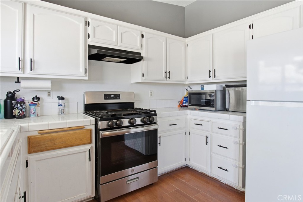 MLS #CV25222340 image #11