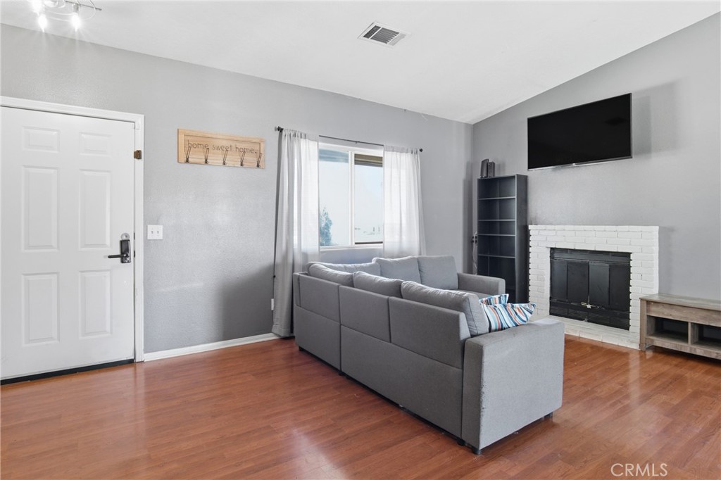 MLS #CV25222340 image #4