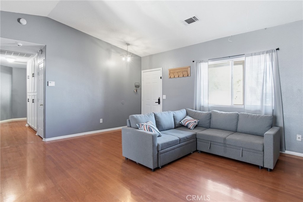 MLS #CV25222340 image #5