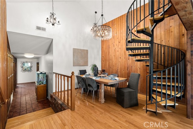 MLS #CV25222628 image #12