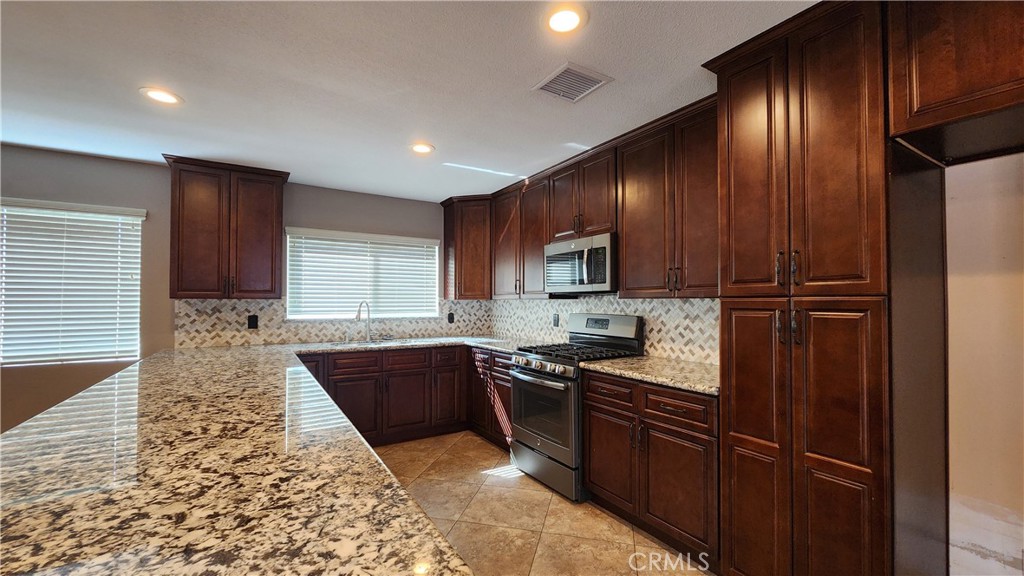 MLS #CV25225535 image #5