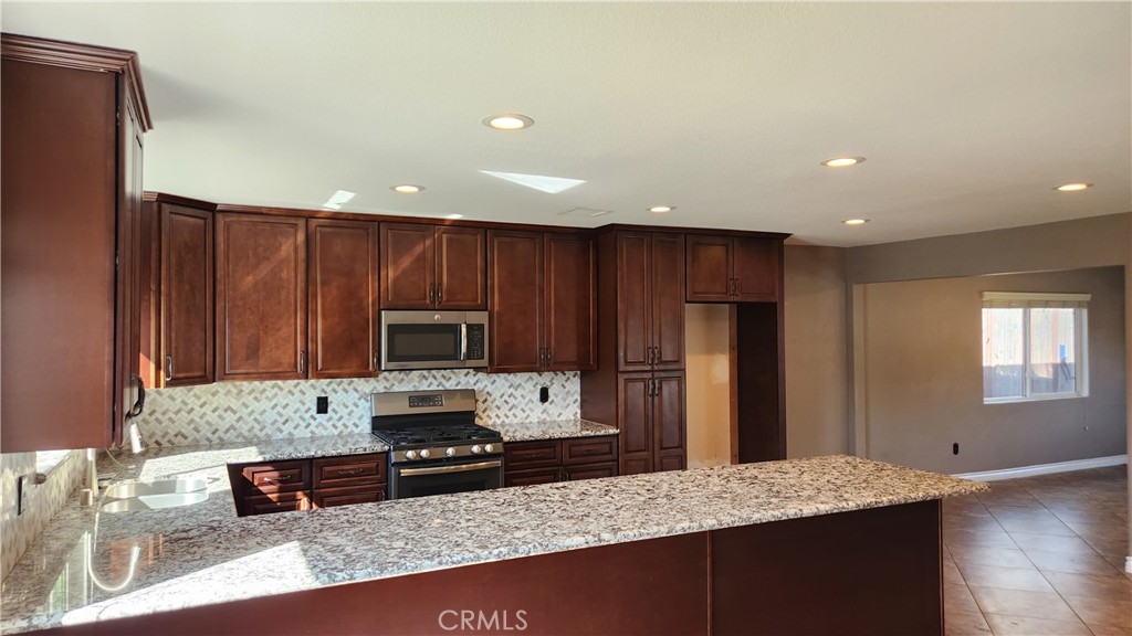 MLS #CV25225535 image #9