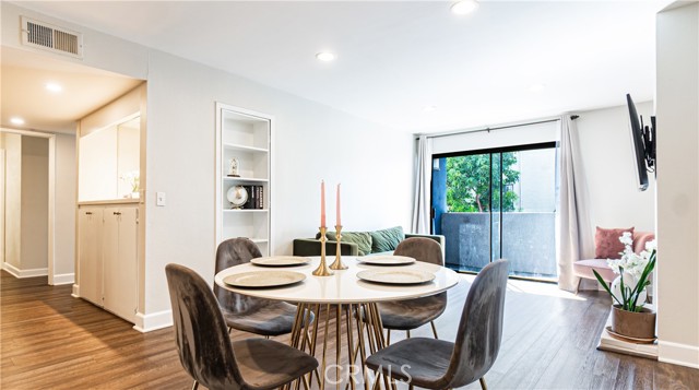 MLS #CV25226411 image #1