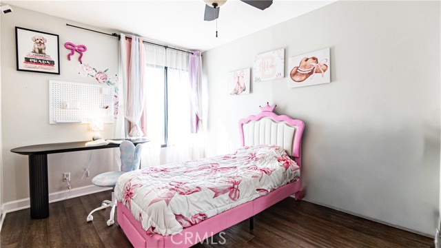 MLS #CV25226411 image #16