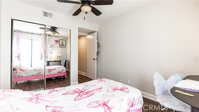 MLS #CV25226411 image #17