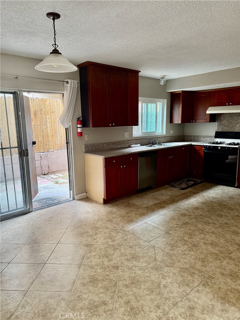 MLS #CV25227714 image #16