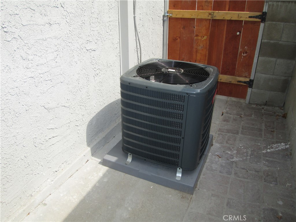 MLS #CV25225552 image #41