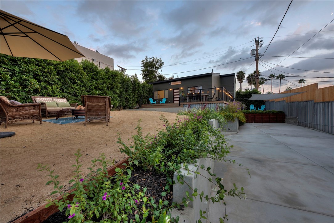 MLS #CV25229081 image #1