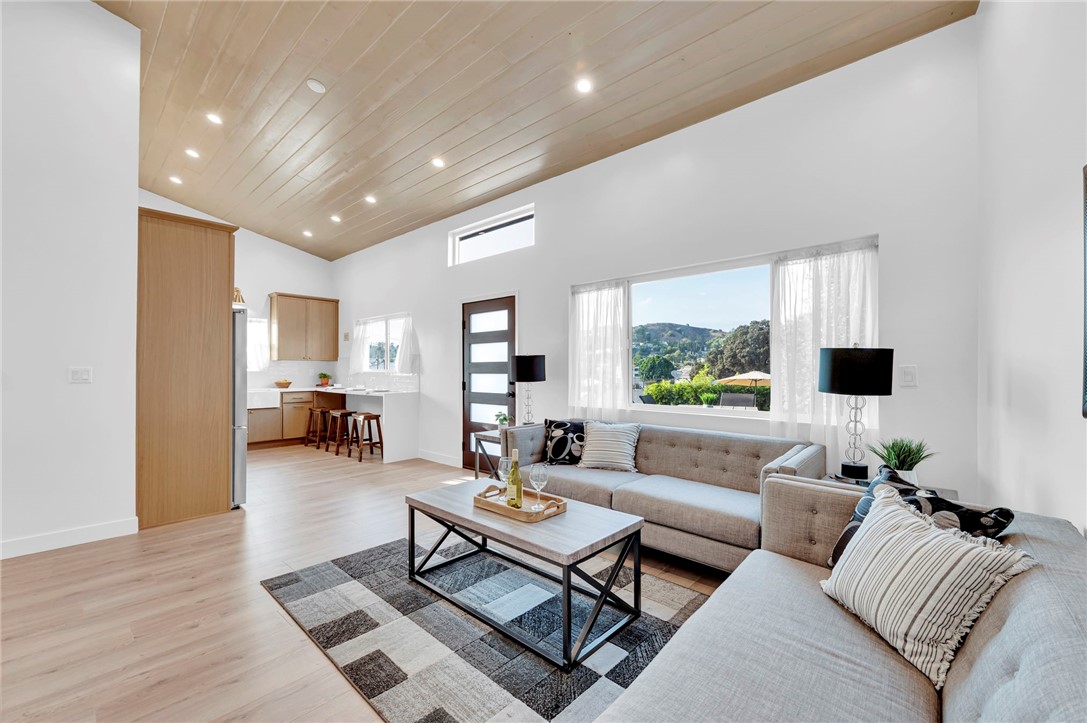 MLS #CV25229081 image #15