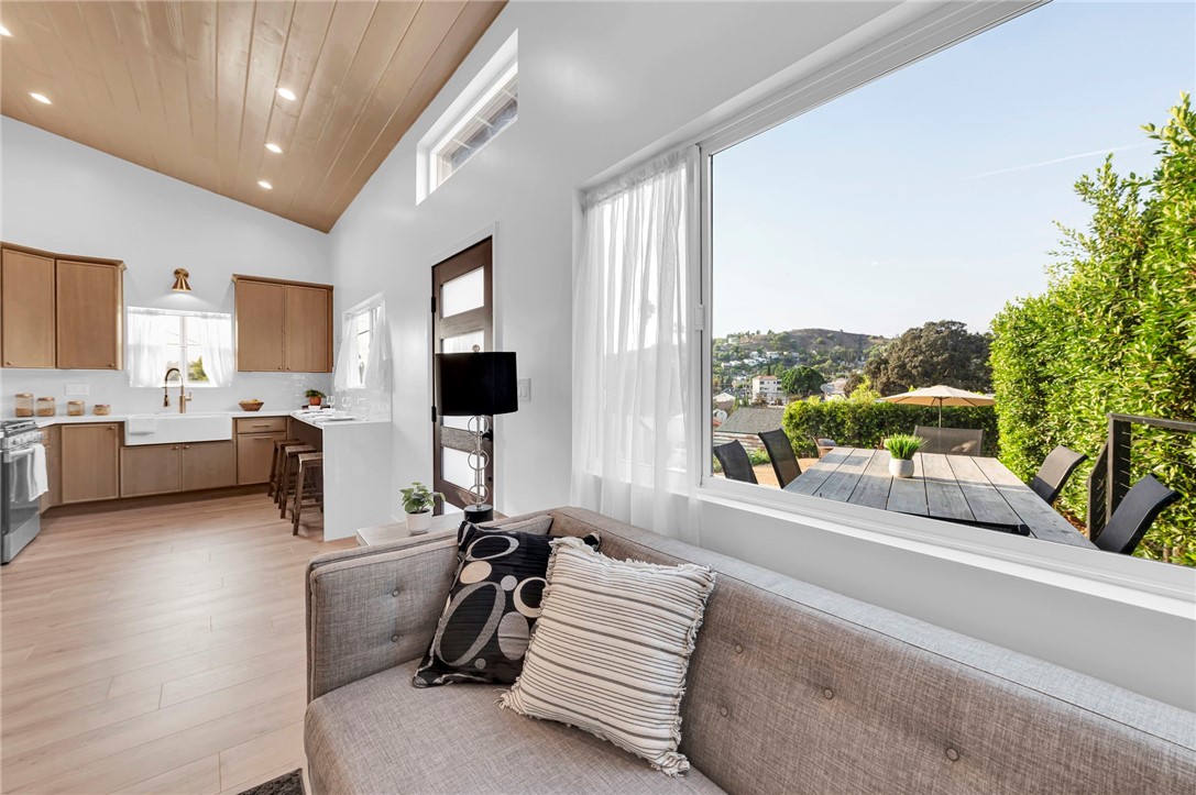 MLS #CV25229081 image #17