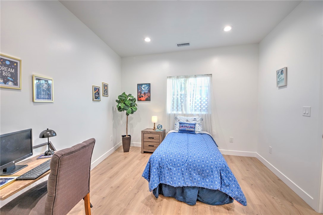 MLS #CV25229081 image #33