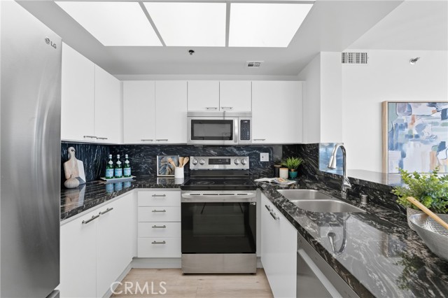 MLS #CV25229326 image #13