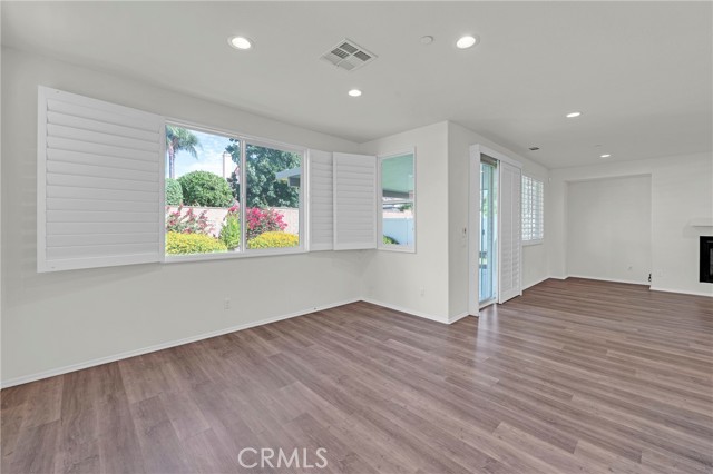 MLS #CV25229822 image #25