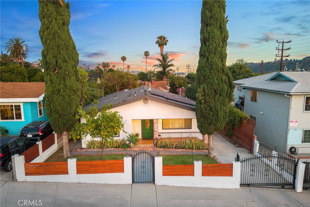 MLS #CV25229944 image #1