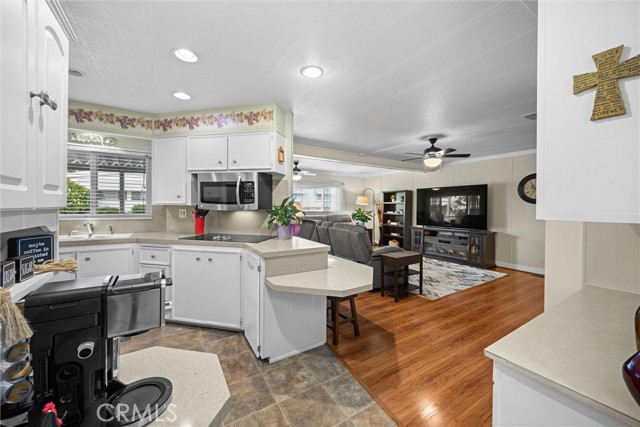 MLS #CV25231157 image #15