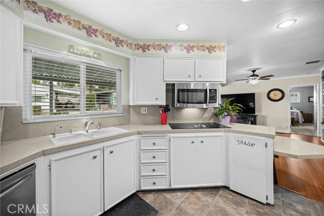 MLS #CV25231157 image #18