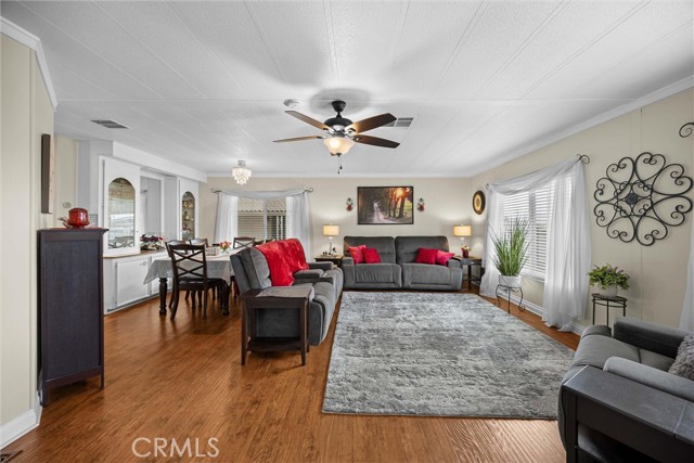 MLS #CV25231157 image #8