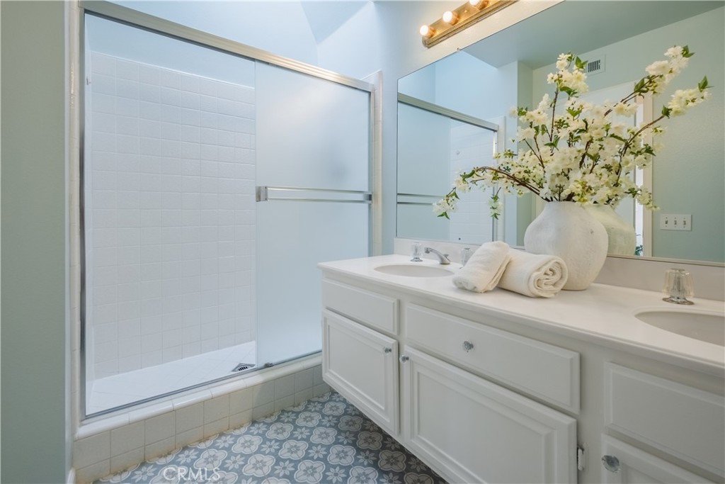 MLS #CV25231865 image #19