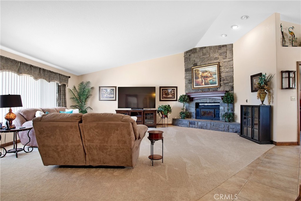 MLS #CV25232070 image #11