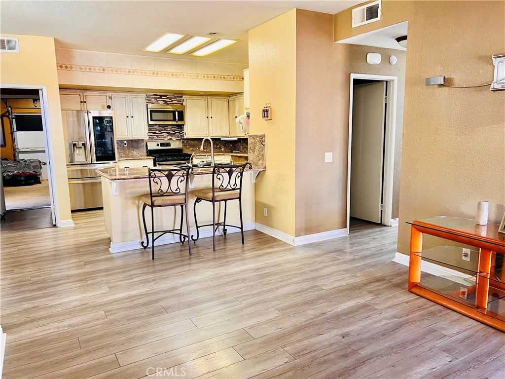 MLS #CV25232272 image #13