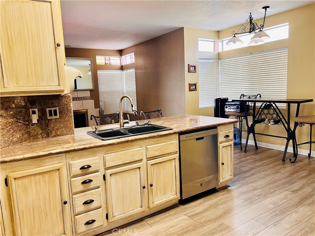 MLS #CV25232272 image #15