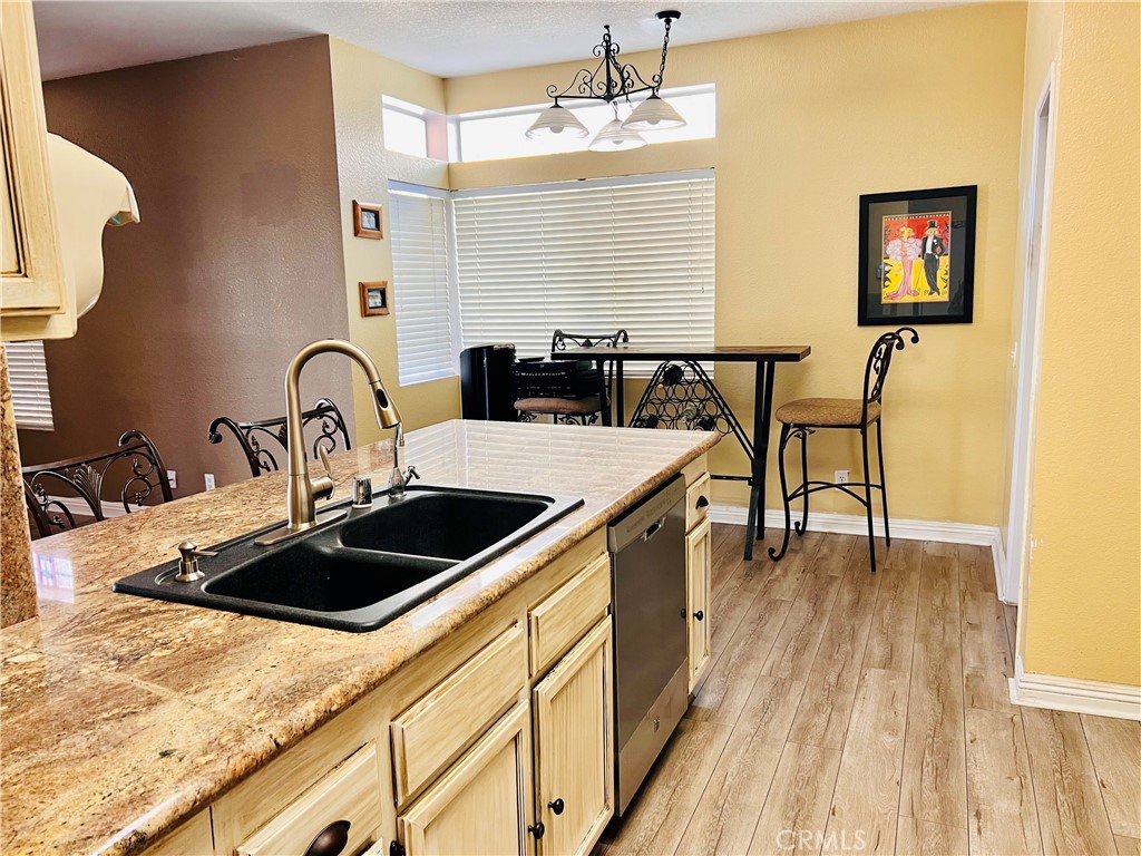 MLS #CV25232272 image #17