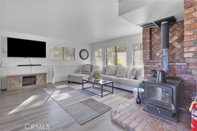 MLS #CV25233141 image #10