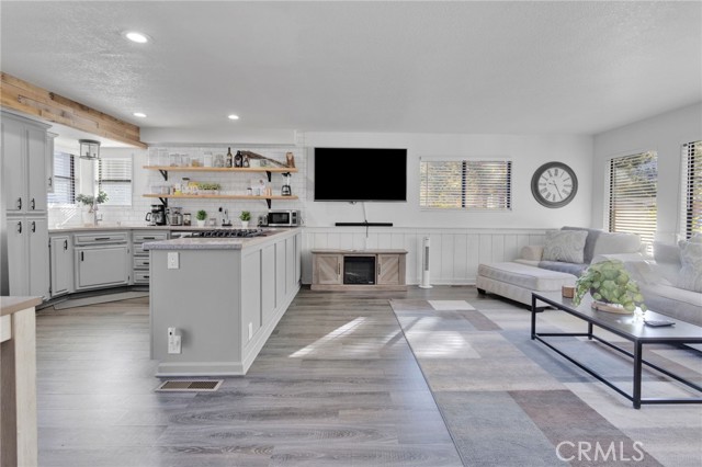 MLS #CV25233141 image #11