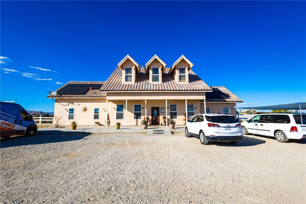 MLS #CV25233288 image #1