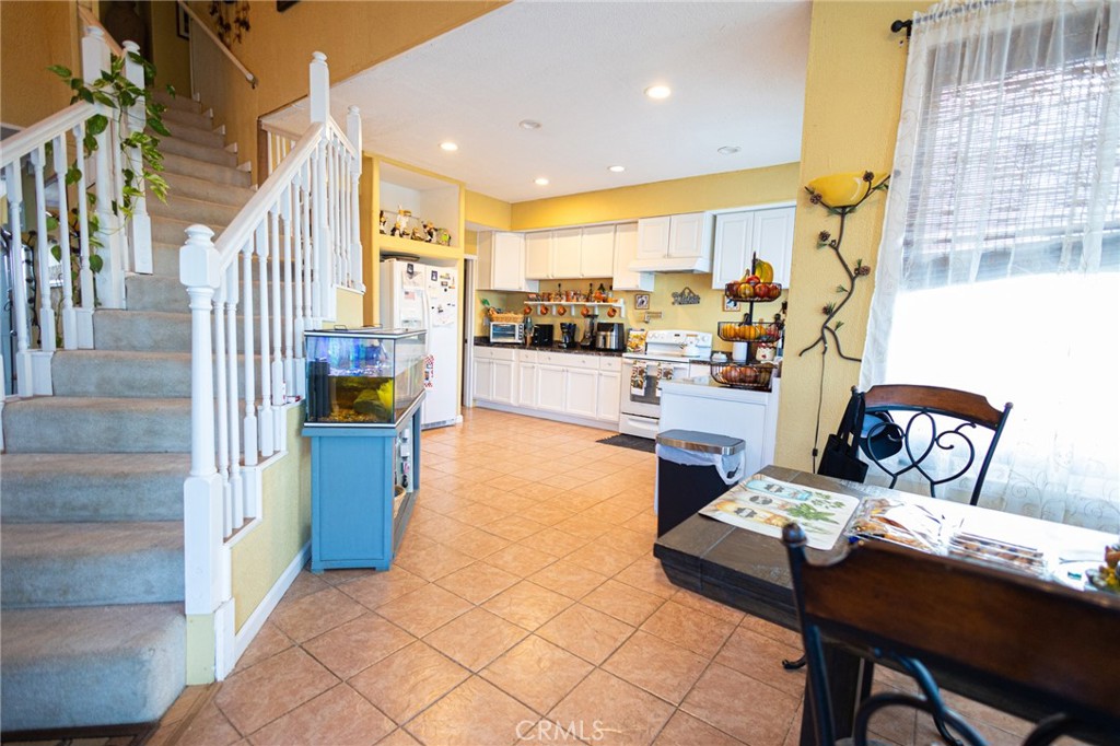 MLS #CV25233288 image #4